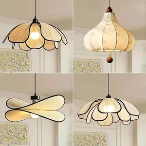 Lustre rétro en pétales haut de gamme français, style japonais vintage Wabi-Sabi, salon, chambre à coucher, lampe de table à manger - Product Image 1