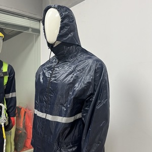 Set di pantaloni traspiranti giacca da pioggia con cappuccio regolabile per lavoratori stradali e pendolari impermeabili - Product Image 4