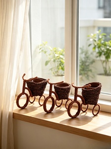 Jardinière tricycle <span class=keywords><strong>en</strong></span> rotin tressé à la main, panier <span class=keywords><strong>en</strong></span> osier <span class=keywords><strong>en</strong></span> forme de vélo, style américain rustique, décoration de jardin, pot de plante intérieur/extérieur - Product Image 4
