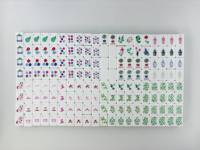 Jeu de Mahjong Américain Moderne en Mélamine Gravée à 4 Couches de 160 Tuiles, Édition Boutique Vert Magenta Durable et Portable, Tapis Blossom, Poker
