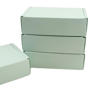 Boîte en papier kraft ondulé personnalisable et recyclable avec logo pour l'expédition de bijoux, cadeaux, cosmétiques, vêtements, chaussettes, chaussures, perruques, vin - Product Image 1
