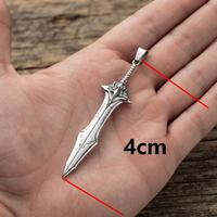 Pendentif poignard fantaisie en acier inoxydable, mini-collier épée courte, breloque pour homme et femme, amulette gothique, cadeau