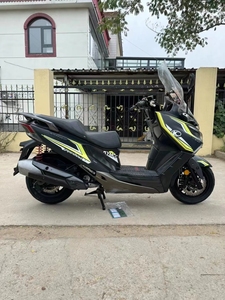 KZG Vente en gros de motos d'occasion <span class=keywords><strong>Kymco</strong></span> Ct250 250cc Monocylindre Maxi <span class=keywords><strong>Scooter</strong></span> Refroidi par eau EFI Économie de carburant Durable - Product Image 1