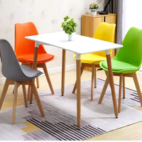 Ensemble de table à manger blanche avec 6 chaises de salle à manger Bjflamingo, chaises de salle à manger avec pieds en bois de hêtre massif