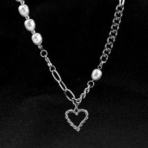 Collar con Colgante de Corazón de Perla Plateado Simple y Personalizado, Collares de Acero de Titanio para Mujer, Joyería de Moda al por Mayor - Product Image 4