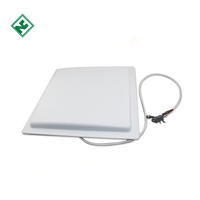 8-18 mètres RS232 12DBI Lecteur fixe UHF extérieur Lecteur RFID UHF passif intégré à longue portée