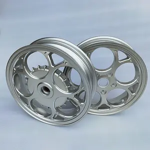 CNC aluminium alloy 12-inch scooter wheel hub for Vespa 150cc Vespa 300cc