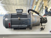 Presse plieuse à barre de torsion NC certifiée CE 63T 1600 mm, machine de pliage hydraulique pour acier au carbone de 2 à 8 mm