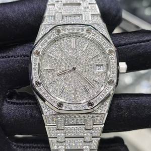 Montre de luxe en argent 925 sertie de moissanite taille glace, clarté VVS-VVS1, qualité bijou, testée au diamant, 100% montre de luxe - Product Image 6