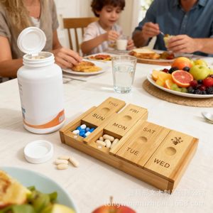 <b>Bamboo</b> Weekly Pill Organizer Rectangular Magnetic Closure Portable <b>Container</b> For Vitamin Storage - Product Image 2