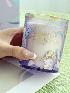 Bougie parfumée Ascondia dans un bocal en verre violet, cire de soja, aromathérapie, décoration d'intérieur, parfum floral, 40-60 heures - Product Image 3