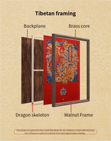 Peinture artisanale en bois massif et laiton représentant un poisson sautant sur un portail de dragon, adaptée aux entrées, aux canapés, à la décoration murale de fond