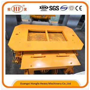 Mquina Piso mattoni di Terrazzo macchina pressa per piastrelle di Terrazzo e macchina lucidante Vibreur Pour Terrazzo blocchi di traffico stradale - Product Image 5