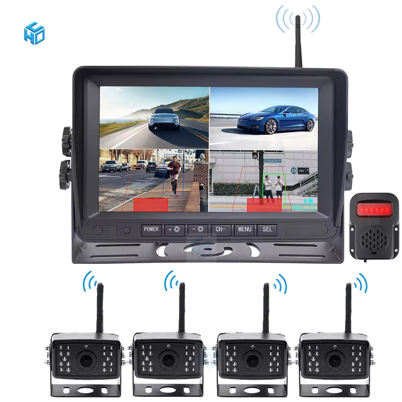 4 camera with speaker