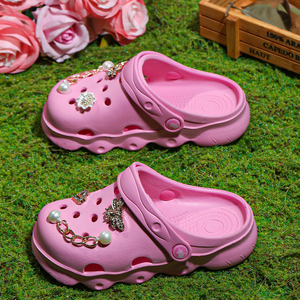 Декоративные сандалии унисекс с жемчугом и стразами - Product Image 2