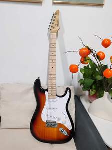 Kit de guitare DIY de haute qualité, modèle OEM ST, personnalisable, avec pont Tremolo, corps en tilleul, micros S-S-H, multicolore - Product Image 3