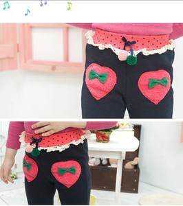 Venta al por Mayor en Línea de Ropa Infantil, Pantalones Largos con Encaje y Estampado de Corazones para Niñas Pequeñas, de Proveedor Chino - Product Image 4