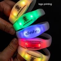 Venta al por mayor Luminous Glow Logo Color Rfid Lumineux Pulseras Sound Activated Wristband Printing Silicone Nfc Custom Led Bracelet