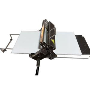 Vente directe d'usine de petites machines à pâte feuilletée à manivelle et de machines à rouler la pâte de table pour la maison - Product Image 2