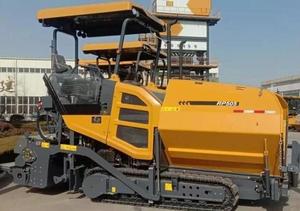 Finitrice Compatta a Ruote RP455W con Larghezza Massima di Posa 4,5M per <span class=keywords><strong>Lavori</strong></span> <span class=keywords><strong>Stradali</strong></span> Residenziali - Product Image 3