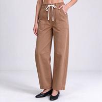 Jean large en denim à taille froncée couleur caramel avec cordon de serrage pour les journées d'automne en tricot style Cottagecore