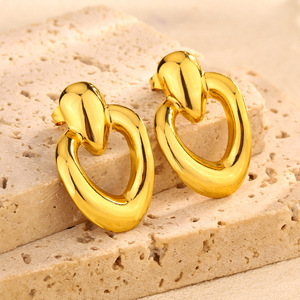 Orecchini da donna Vintage placcati in oro 18K personalizzati grossi orecchini impermeabili a bottone con orecchini a cuore in acciaio inossidabile Non allergico - Product Image 1