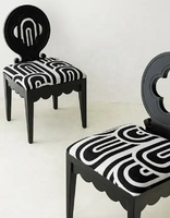 Chaise de salle à manger en bois massif de style médiéval français Wabi-sabi, forme de trèfle à quatre feuilles, noire, moderne et élégante