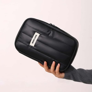 Water Resistant Nylon Cosmetic Pouch Silver Medium Zipper Travel Organizer Fashion Style OEM - Product Image 2