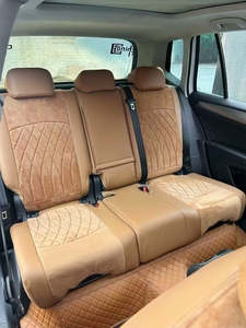 Pour Volkswagen Golf <span class=keywords><strong>VW</strong></span> Golf Caddy Passat B8 Transporter <span class=keywords><strong>T5</strong></span> Polo Accessoires de voiture personnalisés Housses de siège 5 places en daim et cuir Ensemble complet - Product Image 3