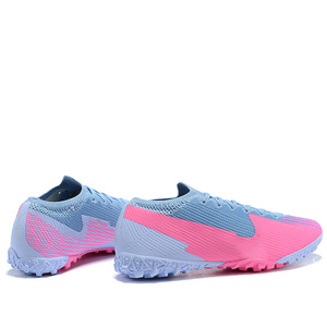 Chaussures de football de marque populaire de haute qualité pour enfants, crampons TF durables à semelle en caoutchouc pour l'entraînement en extérieur, chaussures de foot <span class=keywords><strong>pas</strong></span> chères - Product Image 2