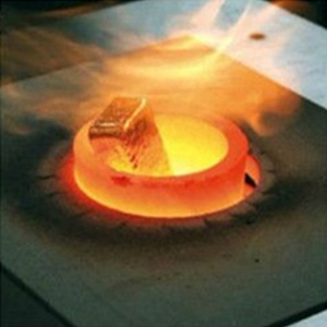 Fourneau de fusion à induction en acier Jinlai 300 kg avec moteur et <span class=keywords><strong>creuset</strong></span> en magnésie, triphasé 380 V, facile à utiliser - Product Image 6