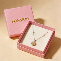 Boîte d'emballage carrée personnalisée pour bijoux avec inserts en velours et mousse pour boucles d'oreilles, colliers et bougies