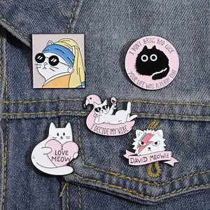 Oil Painting Cat Enamel Pins Cute Lovely Kitten Meow Brooches Lapel Pin for Backpack Animal Cartoon Badge Clothes Pin Wholesale