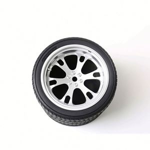 Porte-stylos en plastique noir en forme de pneu de voiture, imprimé sérigraphié, design créatif, cadeaux promotionnels en gros - Product Image 4