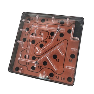 Jeu d'échecs en plastique à deux couches, carte d'équilibre avec jeu <span class=keywords><strong>labyrinthe</strong></span>, 10x10cm, 4 pièces - Product Image 1