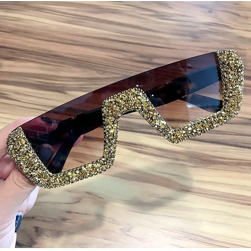 Neue trend ige Sonnenbrille im Diamant schliff Strass Sonnenbrille Damen Luxus Retro Sonnenbrille
