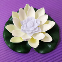 Lampe flottante LED en gros avec capteur d'eau, lanterne flottante en forme de fleur de lotus, lumière à piles pour le festival Diwali