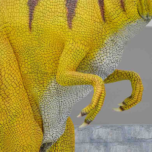 Costume de dinosaure Velociraptor jaune CET Zigong avec design de pattes cachées, tailles personnalisables pour écoles, centres commerciaux, parcs d'aventure et activités en plein air - Product Image 5