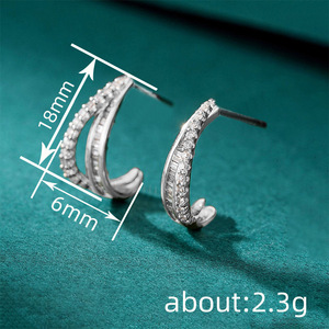 Orecchini a Perno Minimalisti con Cristalli per Donne, Accessori Eleganti per Uso Quotidiano - Product Image 4