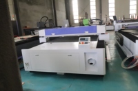 Machine de découpe laser 2 en 1 à double tête, laser fibre pour métal et laser CO2 pour non-métaux, machine de découpe CNC à grande vitesse
