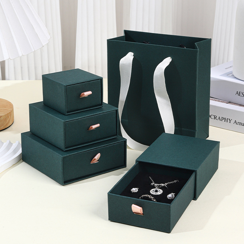 Cassettiera verde pino