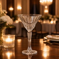 Verre à champagne côtelé 210 ml – Vaisselle en gros pour bars, restaurants et projets hôteliers – Commande en gros OEM/ODM