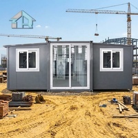 Maison conteneur modulaire extensible de luxe de 20 pieds avec fenêtres à rupture de pont thermique, certifiée CE, garantie 3 ans, design moderne