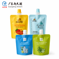 Sachet Doypack à bec verseur pour produits de soin du visage, crèmes et lotions cosmétiques
