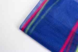 Venta directa de fábrica de tela de malla de poliéster 100% con rayas para cortinas y cercas de puertas - Product Image 4