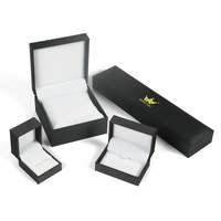 Emballage de bijoux de luxe et boîte de présentation impression de logo coffrets cadeaux design élégant emballage de bijoux personnalisé en papier