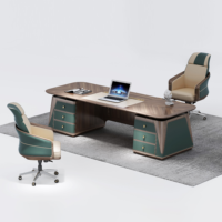 Bureau de direction en bois de noyer de luxe avec grand meuble de rangement, bureau de PDG moderne, ensemble de mobilier de bureau haut de gamme pour directeur
