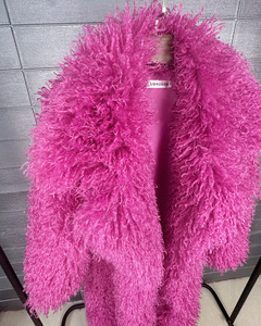 Cappotto Invernale da Donna 2025 Personalizzabile e Colorato, Stile Lussuoso Simil-<span class=keywords><strong>Pelliccia</strong></span>, Lungo Cappotto Femminile che Imita il Pelo di Agnello Mongolo - Product Image 2