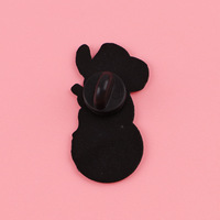 Broche en émail drôle de grenouille jouant de la guitare, grenouille rétro mignonne et kawaii avec chapeau de cowboy rose, lunettes de soleil et base boule disco, broche musicale