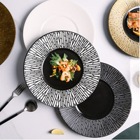 Assiettes en céramique émaillée noire et blanche rondes de luxe, motif unique, design classique durable, style pour restaurant, mariage